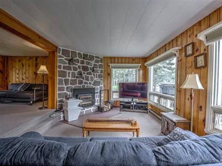10 rooms house of 248 m² in Saint-Donat