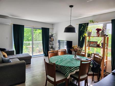 ** 3 ½ ** avec espace Bureau au cœur de Ste-Foy