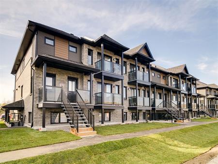 (Aylmer) 2 Chambres Style Condo – Près De L’école D’Arcy McGee!