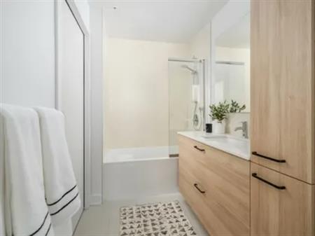 3 rooms apartment of 103 m² in Montreal