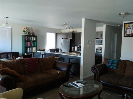 1433 Rue De L'Escarpe