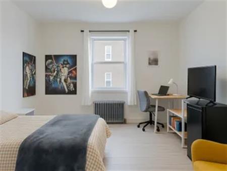 1 room of 36m² in Quebec