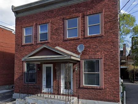 Juillet, Appartement 1CC, Vieux Hull