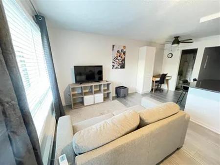 3 rooms apartment of 105 m² in Sherbrooke