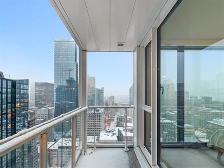 Condo De Luxe 1 Chambre à Louer - Vue Ex
