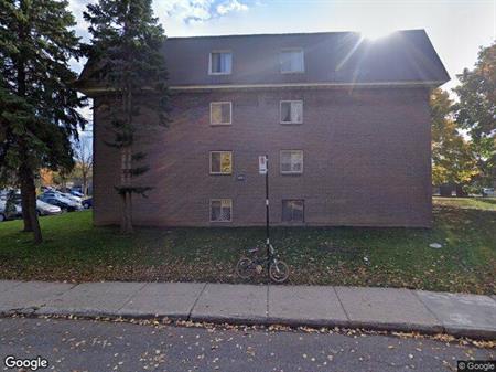1 CH - 1 SDB - Longueuil - $1,295 /mo