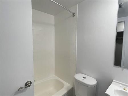 1 CH - 1 SDB - Gatineau - $1,445 /mo