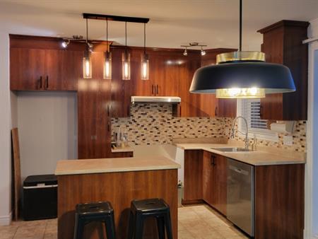 CONDO 4 1/2 à Louer BEAUPORT RÉNOVÉ