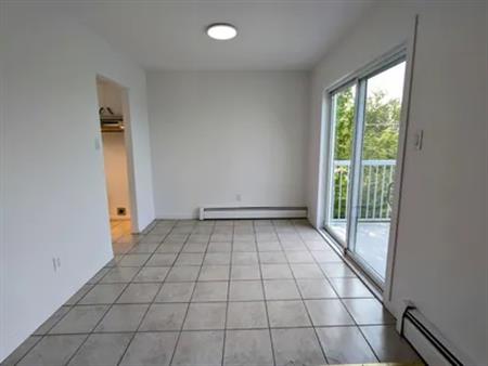 4 rooms apartment of 133 m² in Sherbrooke