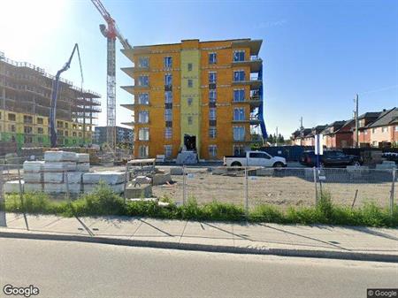 1 CH - 1 SDB - Pointe-Claire - $1,885 /mo