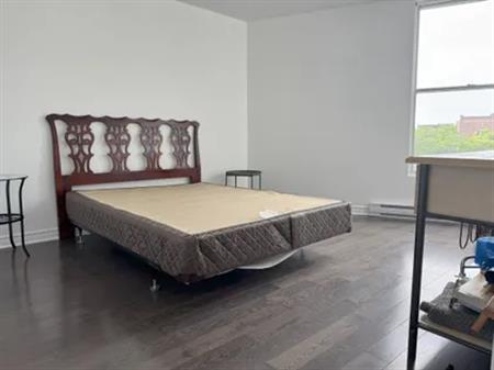 7 rooms apartment of 92 m² in Montreal