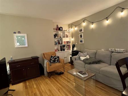1 CH - 1 SDB - Montréal - $1,195 /mo