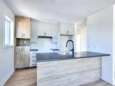 7 rooms apartment of 72 m² in Saint-Zotique