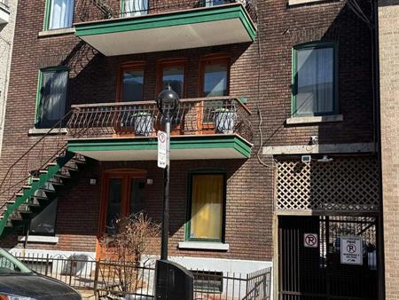 Appartement Ville-Marie (Centre-Ville, Vieux-Montréal) À Louer