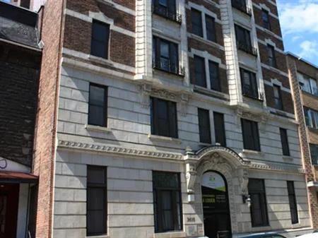 2 rooms apartment of 56 m² in Montreal