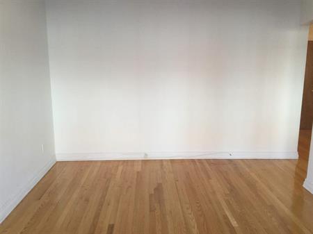 1 CH - 1 SDB - Côte Saint-Luc - $1,350 /mo