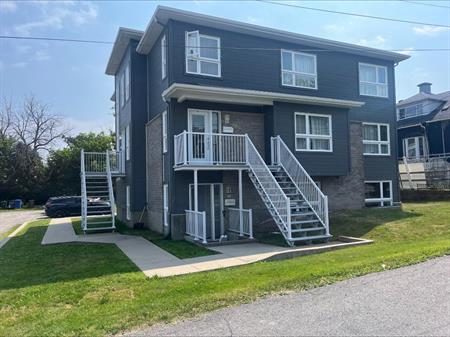 BEAUHARNOIS 4 1/2 À LOUER