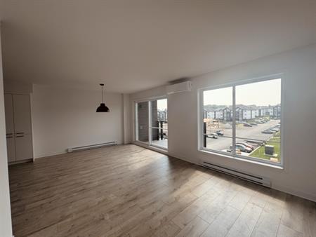 Logement 5 1/2 - WIFI - Novembre 2025