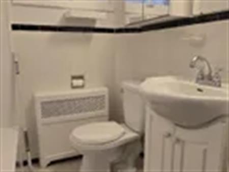 5 rooms apartment of 88m² in Montreal