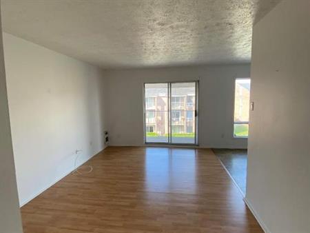 2 CH - 1 SDB - Granby - $1,395 /mo