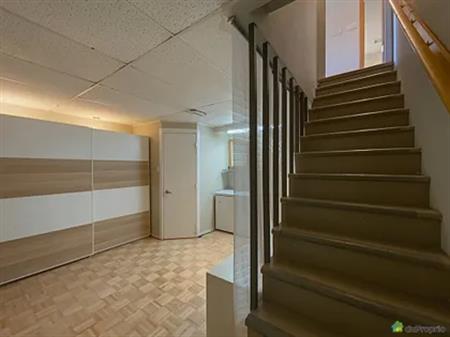 6 rooms apartment of 92m² in Montreal