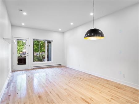 Condo Lumineux Clé En Main!