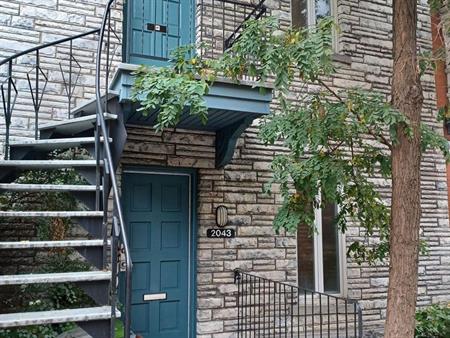 Appartement Montréal (Ville-Marie) À Louer