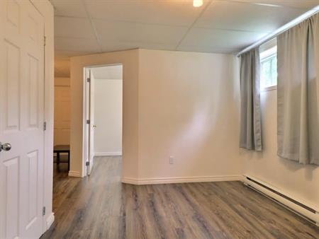 Logement 3 ½ à Louer Pour étudiant(e)