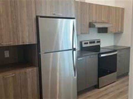 2 CH - 1 SDB - Terrebonne - $2,100 /mo