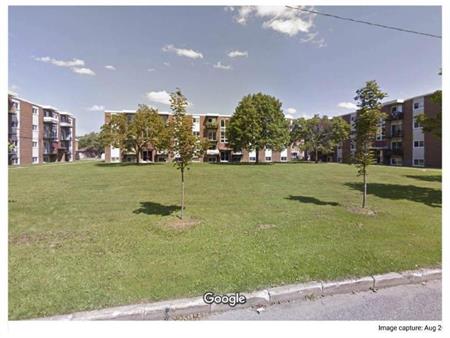 2 CH - 1 SDB - Québec - $1,175 /mo
