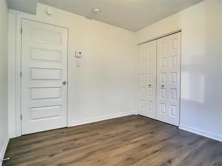 5 rooms apartment of 111m² in Gatineau