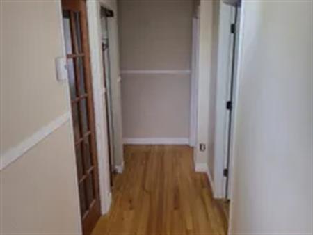 1 room of 33m² in Saint-Jean-sur-Richelieu