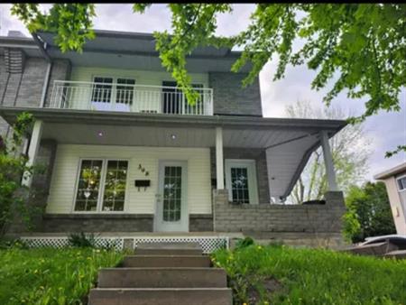 8 rooms house of 166m² in Salaberry-de-Valleyfield