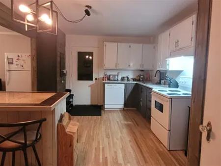 8 rooms house of 325m² in Saguenay