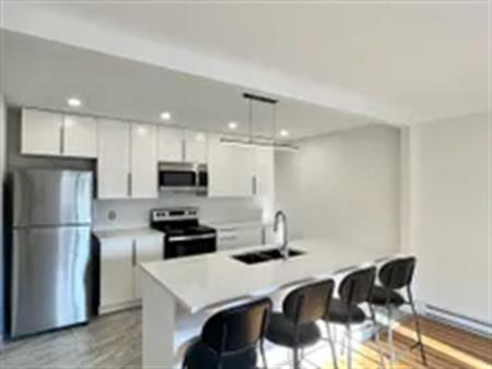 6 rooms house of 102m² in Gatineau