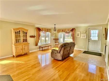 3 rooms house of 133m² in Champlain