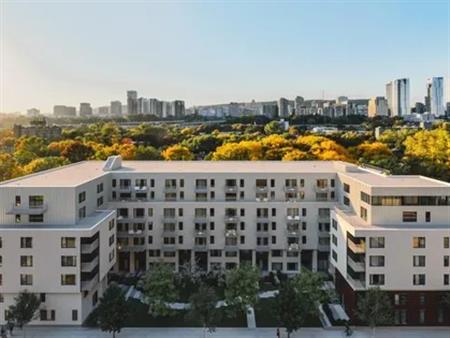 1 room apartment of 117m² in Montreal