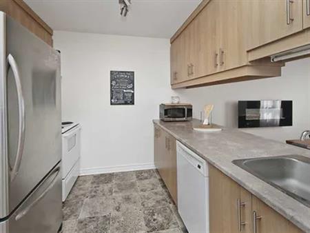 3 rooms apartment of 92m² in Quebec