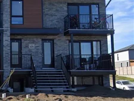 4 rooms apartment of 116m² in Gatineau