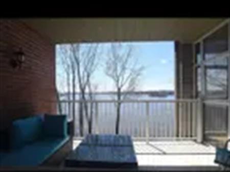 3 rooms apartment of 151m² in Laval (administrative region)