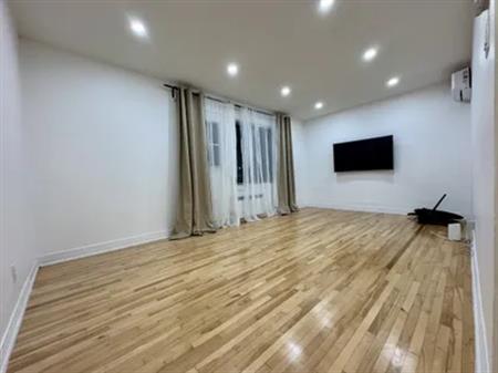 5 rooms apartment of 76m² in Montreal