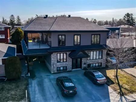 5 rooms apartment of 132m² in Gatineau