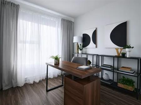 1 room apartment of 143m² in Vaudreuil-Dorion