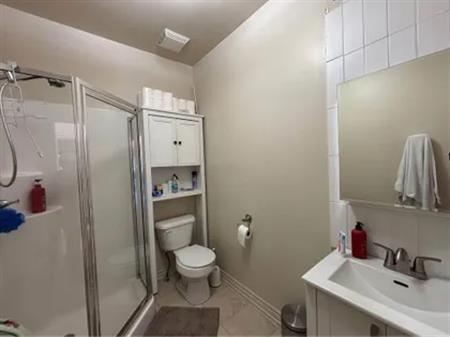 5 rooms apartment of 97m² in Montreal