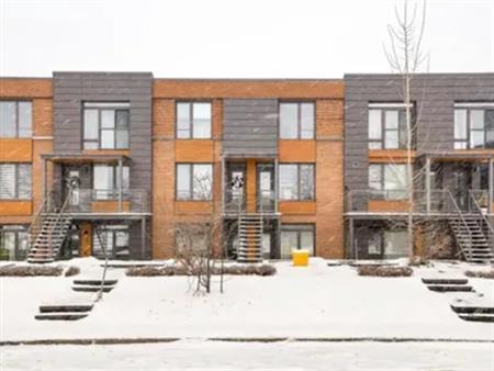 4 rooms apartment of 101m² in Longueuil