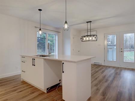 Sublime 41/2 à louer - Dès maintenant - Ascot Corner