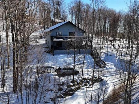 4 1/2 à louer à Sainte-Agathe-des-Monts