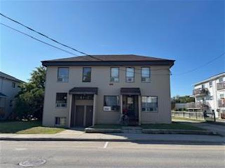 Logement 2 1/2 pres du CEGEP
