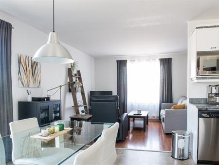 4 1/2 à Lévis avec 2 stationnements inclus