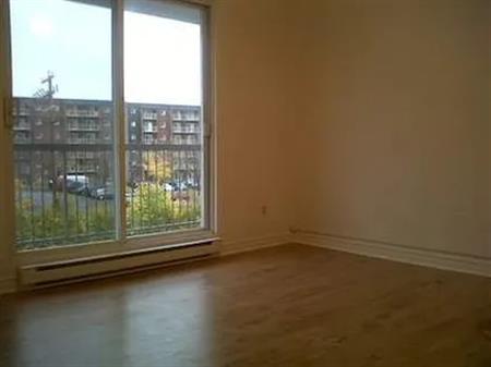 3 rooms apartment of 47m² in Quebec